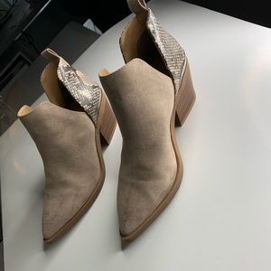 Metal Slit Snakeskin Booties